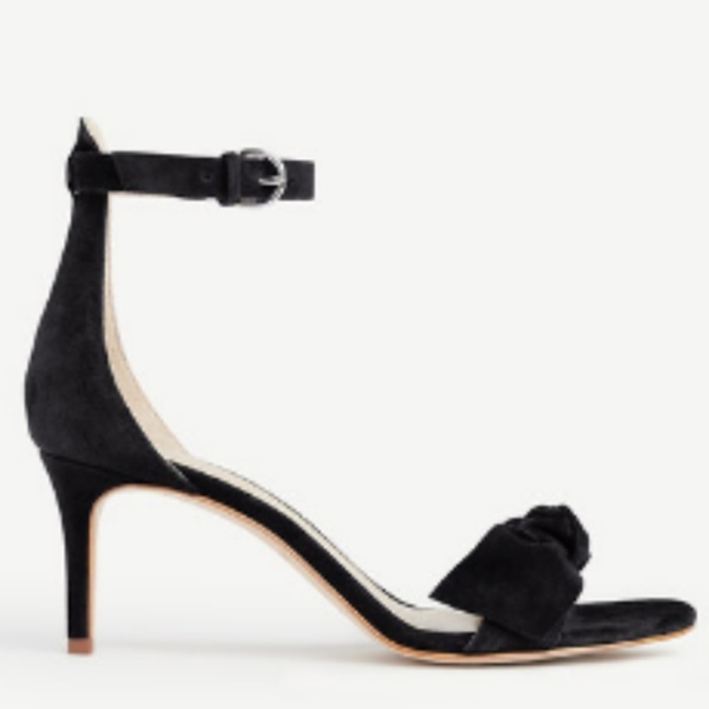 ANN TAYLOR "Erica" Bow Heeled Suede Sandal (BLACK)